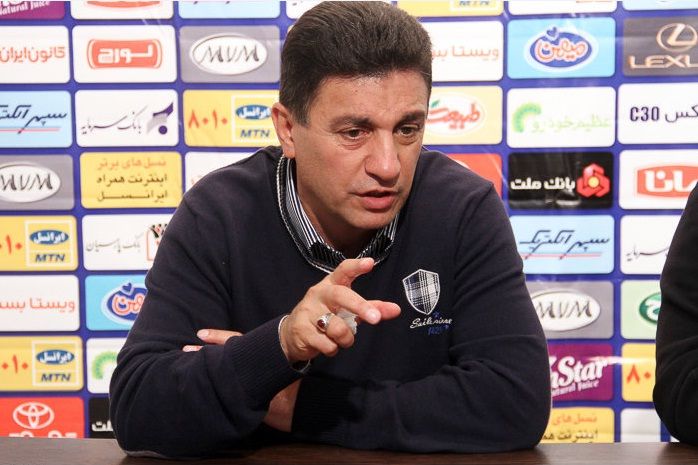 قلعه‌نویی: بازی‌های باقیمانده استقلال حیثیتی است/ باید از لیگ ترکیه الگوبرداری کنیم