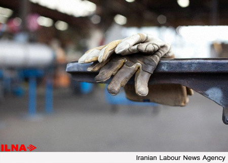 کارخانه‌های «کنتور سازی ایران» و «صنایع کم مصرف ایرانیان» پلمپ شدند/ بلاتکلیفی 350کارگر 