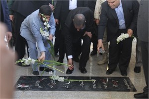 کشتی کاتاماران به آب انداخته شد