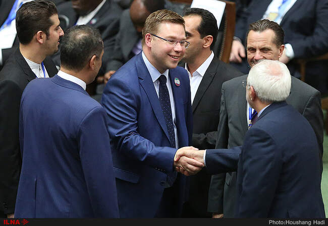 حواشی مراسم تحلیف دوازدهمین دوره ریاست جمهوری به روایت تصویر