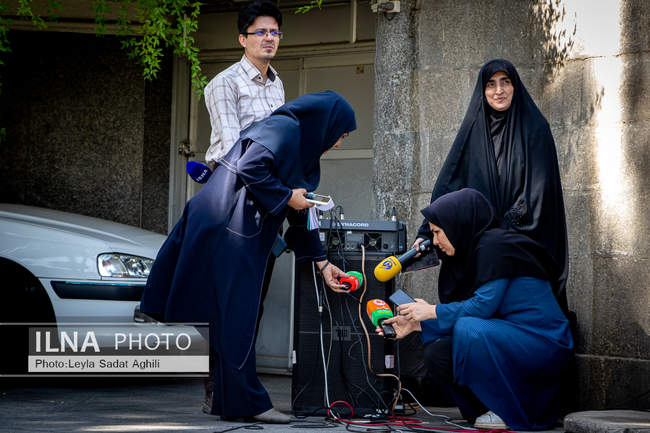 حاشیه جلسه هیئت دولت - ۲۲ شهریور