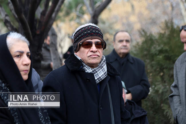 مراسم تشییع پیکر نظام الدین کیایی صدابردار پیشکسوت سینما