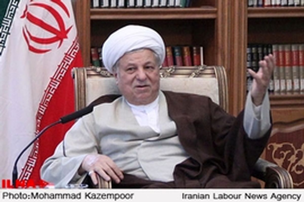 تشکل‌های دانشجویی بی‌اعتنایی و تساهل پیشه نکنند