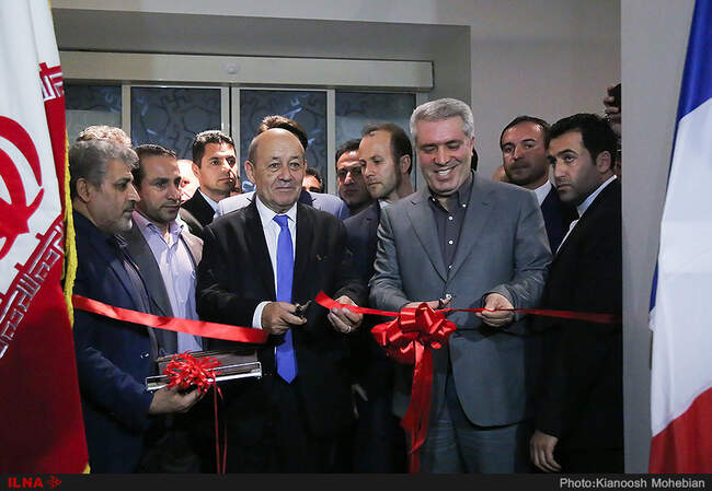 گشایش رسمی موزه لوور در تهران با حضور وزیر امور خارجه فرانسه