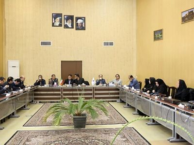 هم‌اندیشی حوزه پژوهش و فناوری واحد تبریز با صاحبان صنایع غذایی