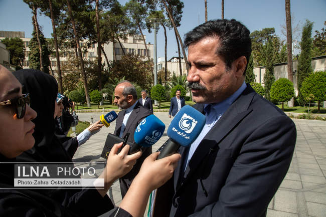 حاشیه جلسه هیات دولت - ۲ مهر