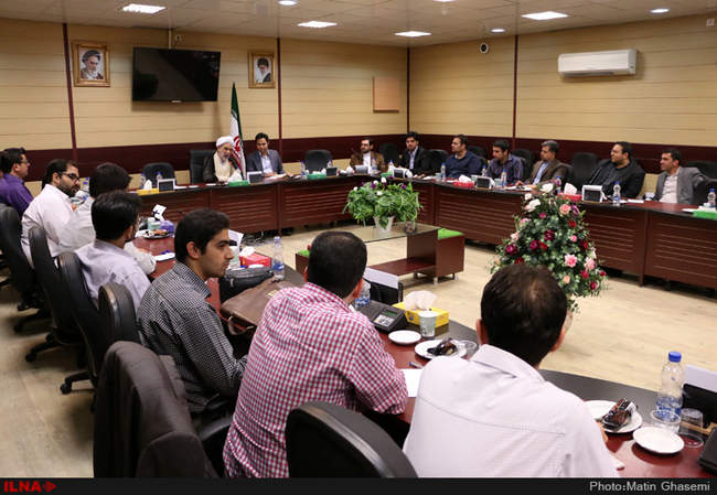 نشست مدیران و دبیران سیاسی رسانه با حجت الاسلام محسن قمی