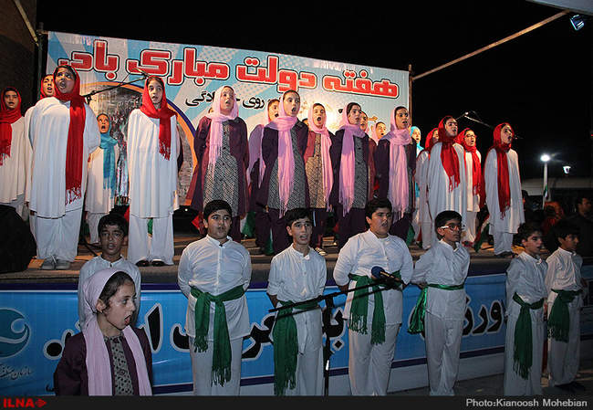 افتتاح پروژه های عمرانی در کیش به مناسبت هفته دولت