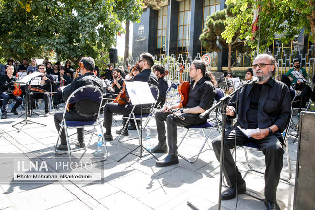 تشییع پیکر زنده‌یاد «احمد پژمان»