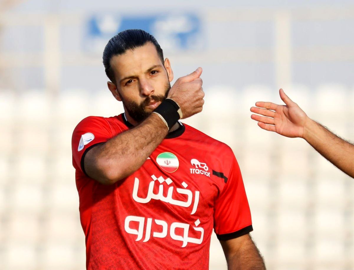 عباس‌زاده: مهم این است که بهترین گلزن لیگ از تراکتور باشد/ دوست دارم مقابل پرسپولیس گلزنی کنم/ زنوزی مرد فراموش نشدنی ورزش آذربایجان است