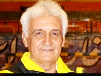 اخوان: هواداران سپاهان باید این روزهای سخت را تحمل کنند/ جوانگرایی تاوان دارد