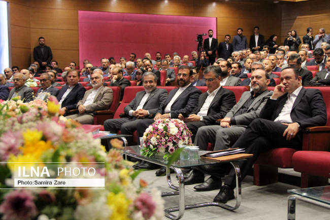 اولین نشست منطقه‌ای دیپلماسی استانی در شیراز آغاز به کار کرد
