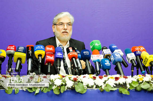 نشست خبری وزیر علوم، تحقیقات و فناوری