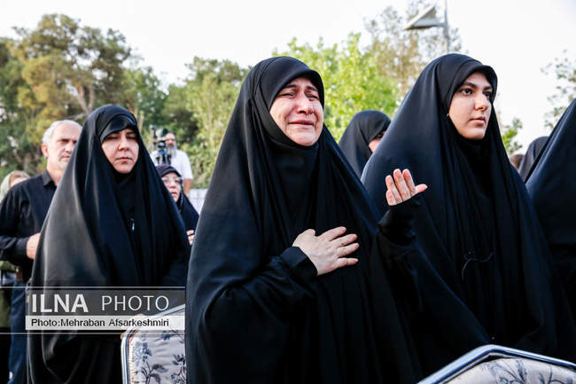 مراسم اهتزاز پرچم عزای حسینی - تهران