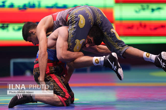 گزارش تصویری از رقابت‌های کشتی تعیین پهلوان سال ۱۴۰۴