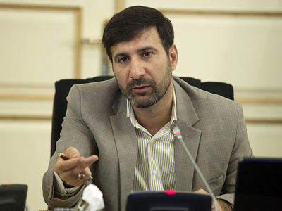 امتیازات قانونی در بسیاری از مناطق آزاد، نوعی قاچاق و فرار مالیاتی در پی داشته است