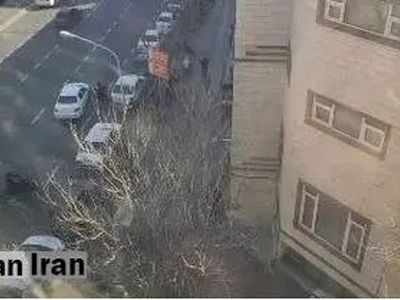 سرقت موبایل در تهران با سلاح سرد/فیلم