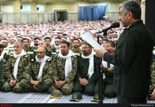 دیدار فرماندهان گردان‌های بسیج با رهبر انقلاب