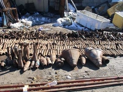 کشف 500 گلوله جنگی سلاح های نیمه سنگین در شهرستان ثلاث باباجانی
