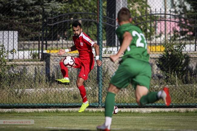 گزارش تصویری بازی تراکتور و ریزه اسپور