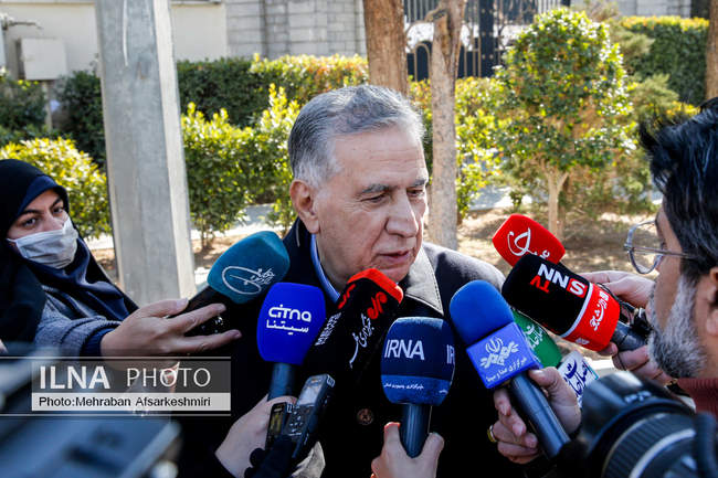 اعضای هیأت دولت در جمع خبرنگاران