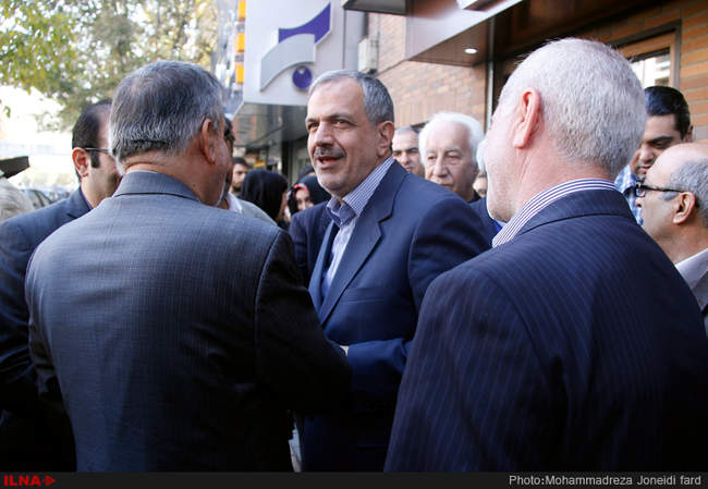 کتاب‌گردی وزیر فرهنگ و ارشاد اسلامی 