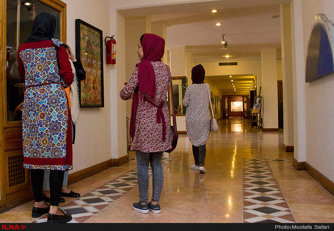 نمایش کارنمای پژوهشی نقاشان زیر چهل سال 