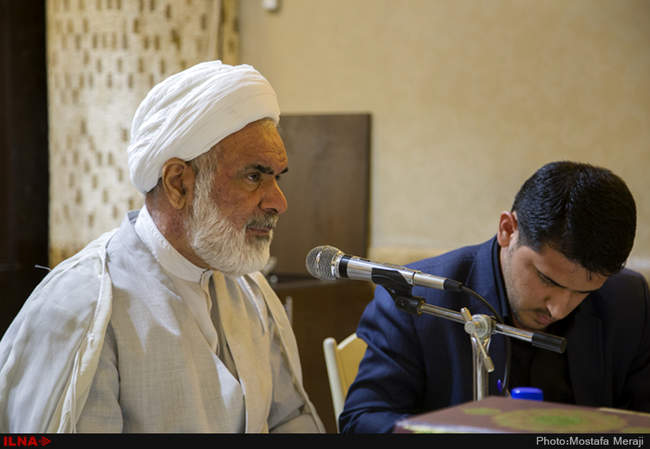 جلسه توجیهی و تعیین قرعه متسابقین اولین دوره مسابقات بین المللی قرآن