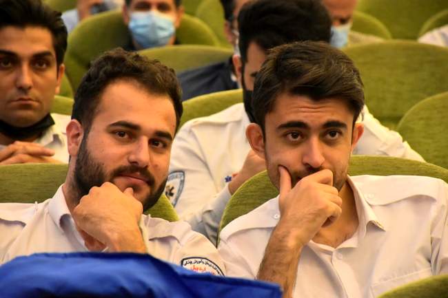 همایش تجلیل از مدافعان سلامت در اردبیل+عکس