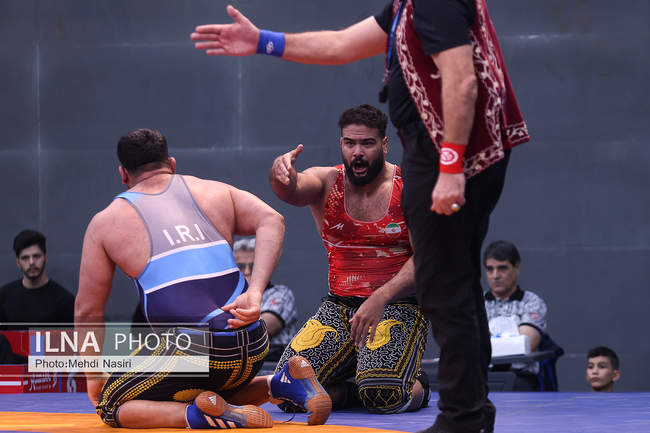 گزارش تصویری از رقابت‌های کشتی تعیین پهلوان سال ۱۴۰۴