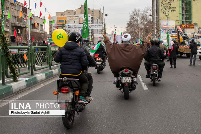 مراسم راهپیمایی ۲۲ بهمن در تهران ( 3 )