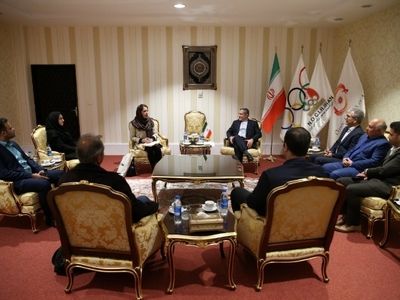 نماینده فدراسیون جهانی اسکیت با سرپرست دبیر کل کمیته ملی المپیک دیدار کردند