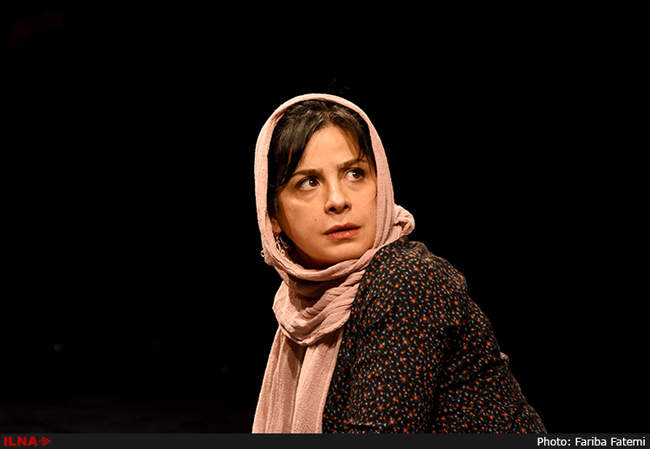 نمایش بهمن در تالار سایه شهر به روی صحنه رفت