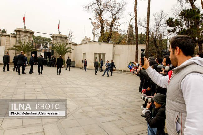 حاشیه جلسه هیات دولت - ۳ دی