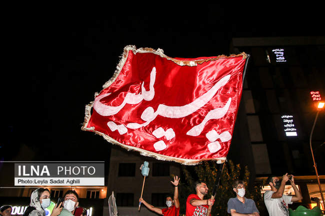 شادی خطرناک هواداران پرسپولیس پس از قهرمانی در لیگ برتر 