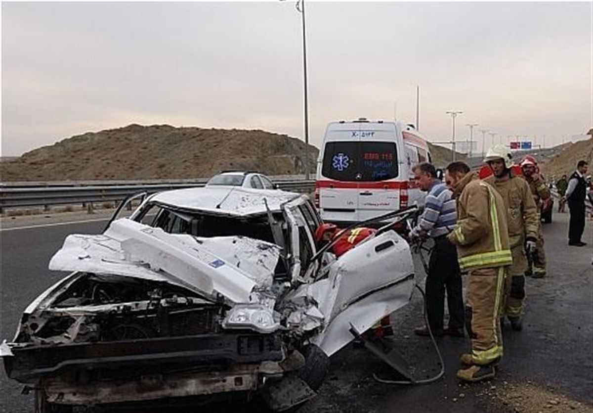 مصدومیت 7 نفر براثر تصادف در محور "اهر - ورزقان"