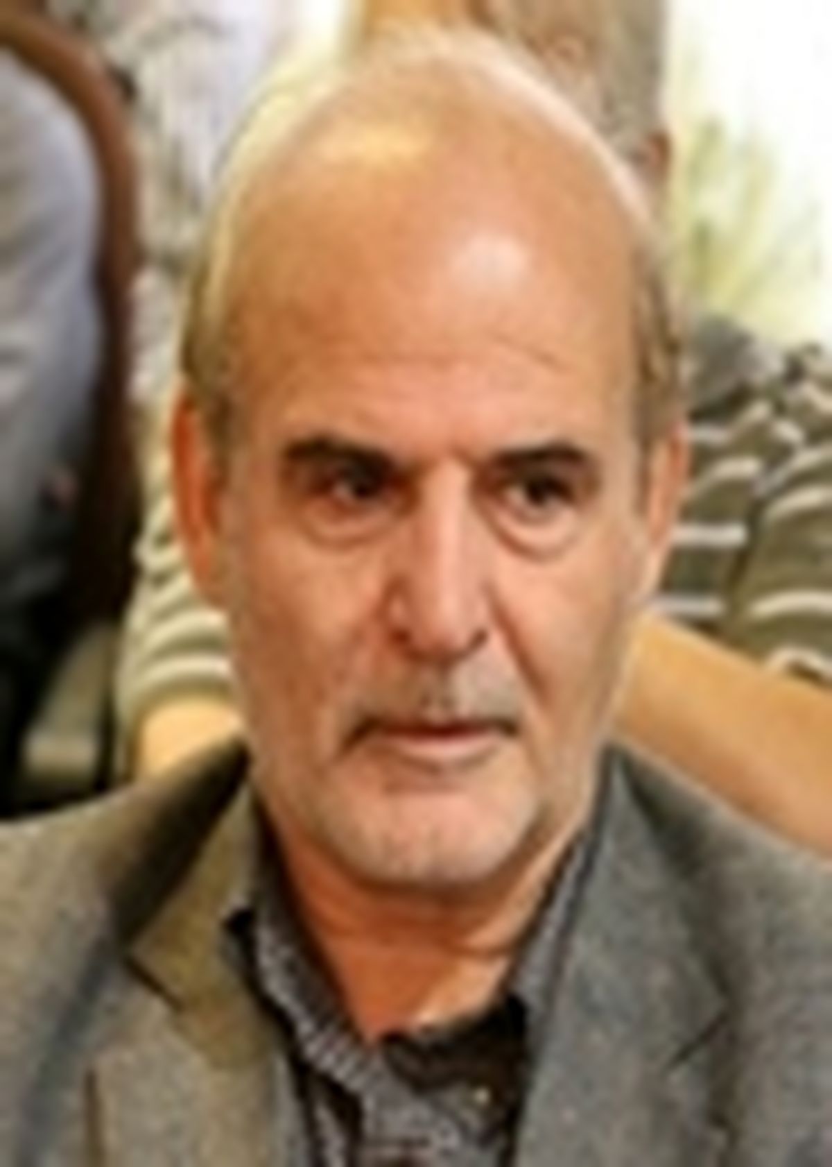 علمی: نمی‌توانم هر روز سیم‌های سقف افراسیابی را چک کنم!