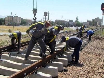 معوقات مزدی کارگران کارگران حراست و نگهداری پیمانی خط ۵ قطار شهری تهران