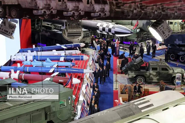 نمایشگاه دفاعی کره شمالی با حضور کیم جونگ‌اون