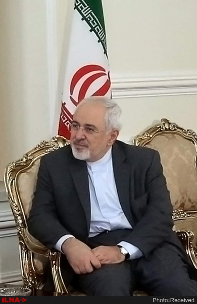 دیدار وزیر خارجه کشورمان با یوکیا آمانو مدیرکل آژانس بین‌المللی انر