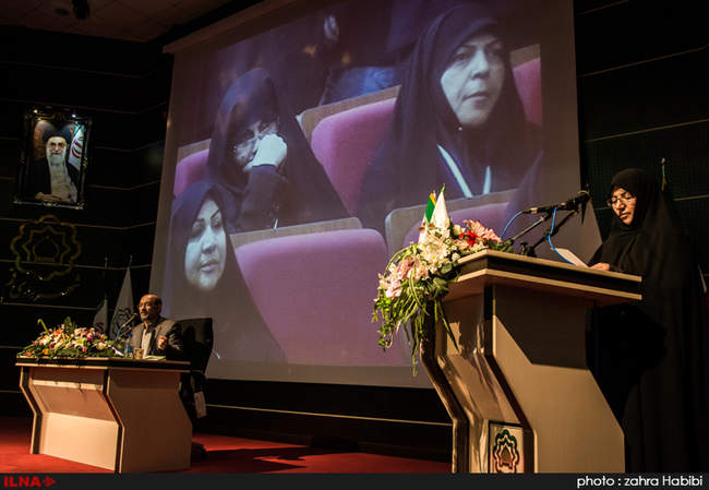 اولین همایش بانوان عضو شوراهای شهرهای سراسر کشور / قم