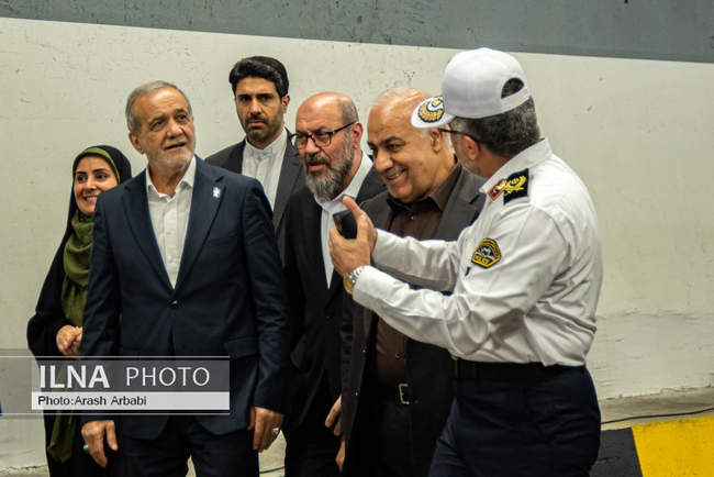 آیین بهره‌برداری از باند شرقی منطقه دو آزادراه تهران - شمال