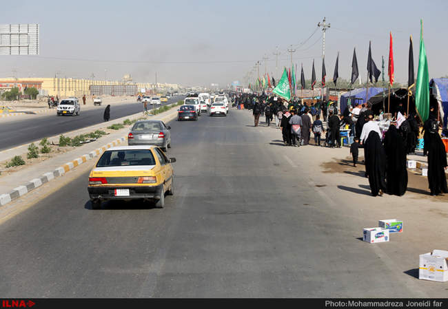 راهپیمایی زائران اربعین حسینی از نجف تا کربلا/2