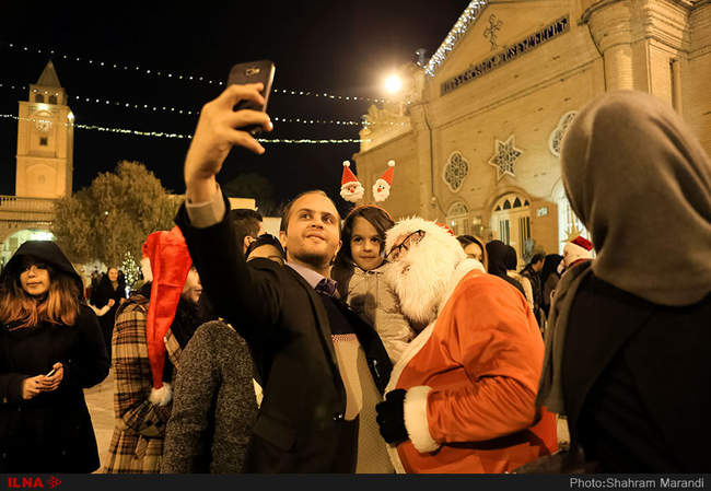 حال وهوای کریسمس در محله جلفا اصفهان