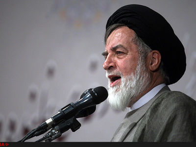 حجت‌الاسلام‌ شهیدی با خانواده شهدای حمله تروریستی سیستان و بلوچستان دیدار کرد