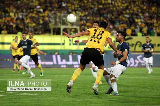 توقف تیم فوتبال سپاهان اصفهان مقابل ملوان بندر انزلی