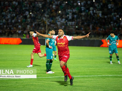 پرسپولیس با سه گل تیم شمس آذر قزوین را شکست می‌دهد