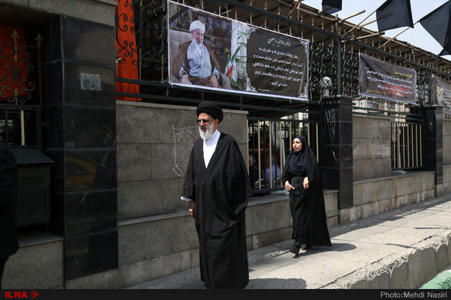 مراسم تشییع پیکر حجت الاسلام  احمد احمدی