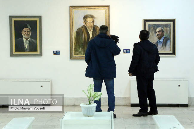 نمایشگاه هنرهای تجسمی فجر در تبریز