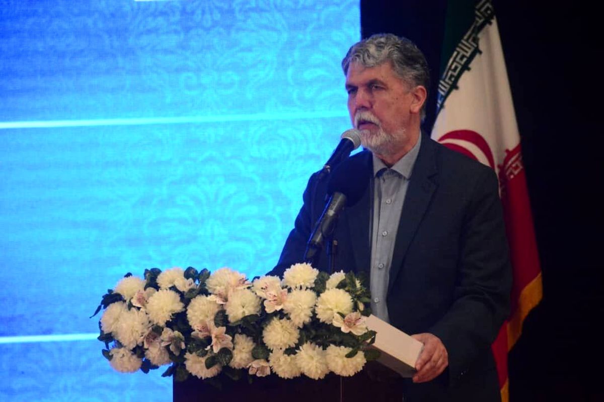 ایران را بدون فرهنگ و هنر نمی‌توان شناخت/ برنامه‌های فرهنگی نباید تنها مختص تهران باشد 